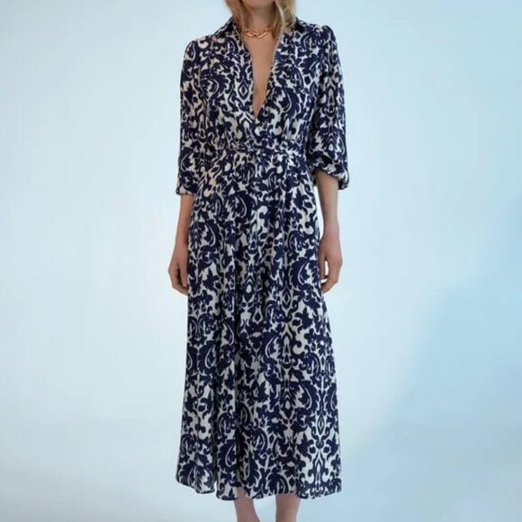 Zara Dresses & Skirts - Zara Navy and White Long Sleeve Printed Midi Dress